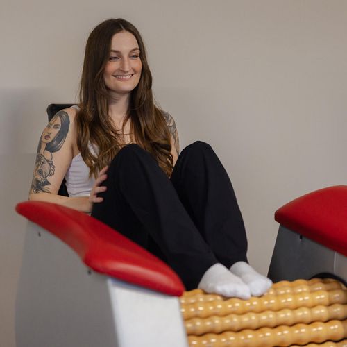 Mitglied an der Rollen-/Bandmassage im actiwita Remagen